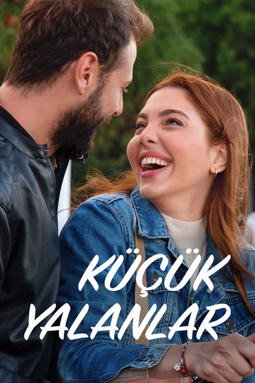 Küçük Yalanlar — постер