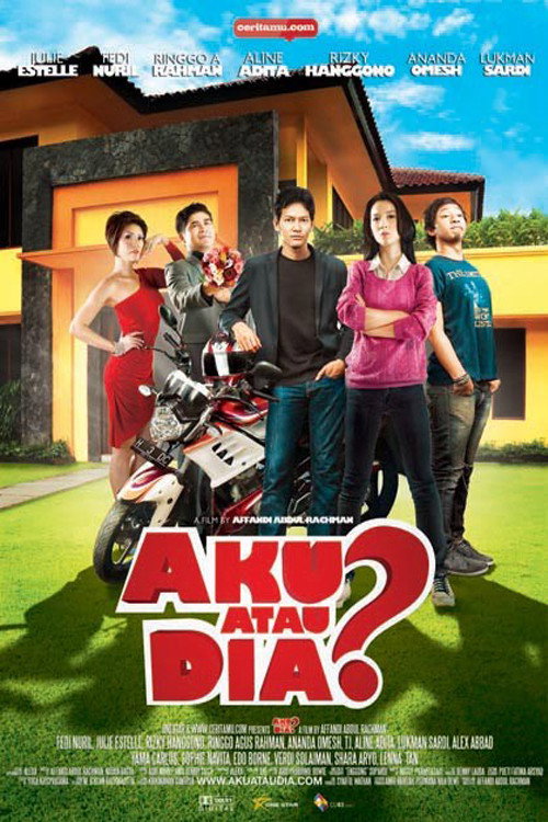 Aku atau Dia? — постер